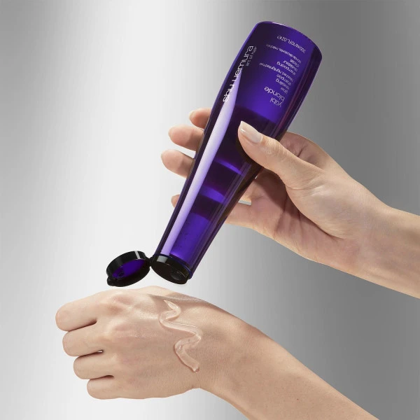 Shampoing Révélateur D’éclat Yubi Blonde Shu Uemura 300ML 5 Shampoing Révélateur D’éclat Yubi Blonde Shu Uemura 300ML – Image 5